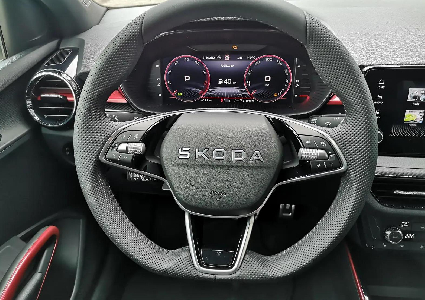 Fabia 1.5 TSI Monte Carlo 150 PS DSG 5-türig mit 2-Zonen-Climatronic, Parkpilot+Kamera, Sitzheizung uvm...